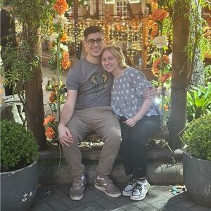 Meet your Posher, Em